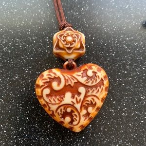 Heart shaped decorative necklace